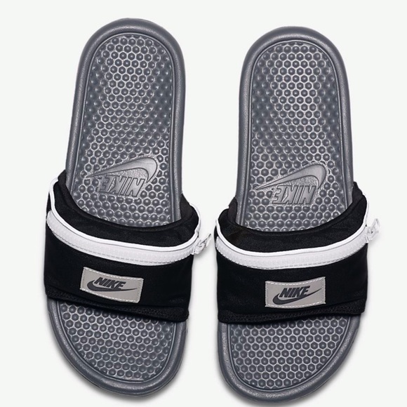 nike pouch slides
